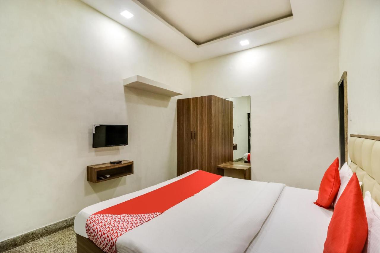 Oyo 28789 Hotel Adarsh Bilāspur Exterior foto