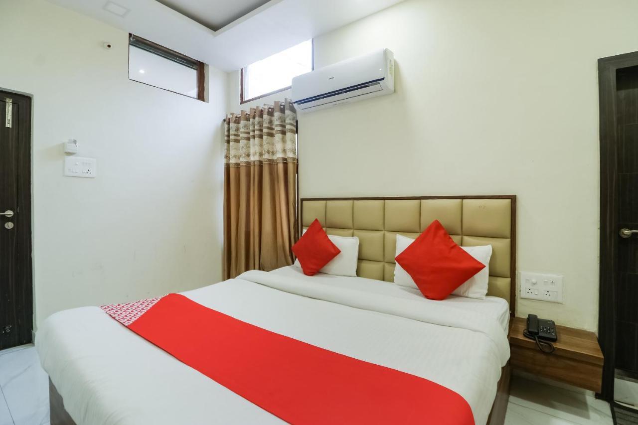 Oyo 28789 Hotel Adarsh Bilāspur Exterior foto